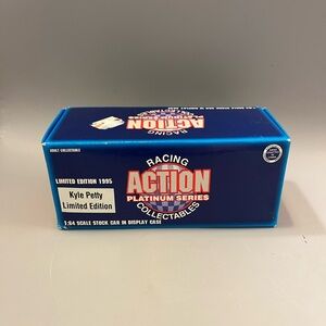 Kyle Petty Coors Light Action 1/64 Scale Stock Car In Case 1995 NOS IOB